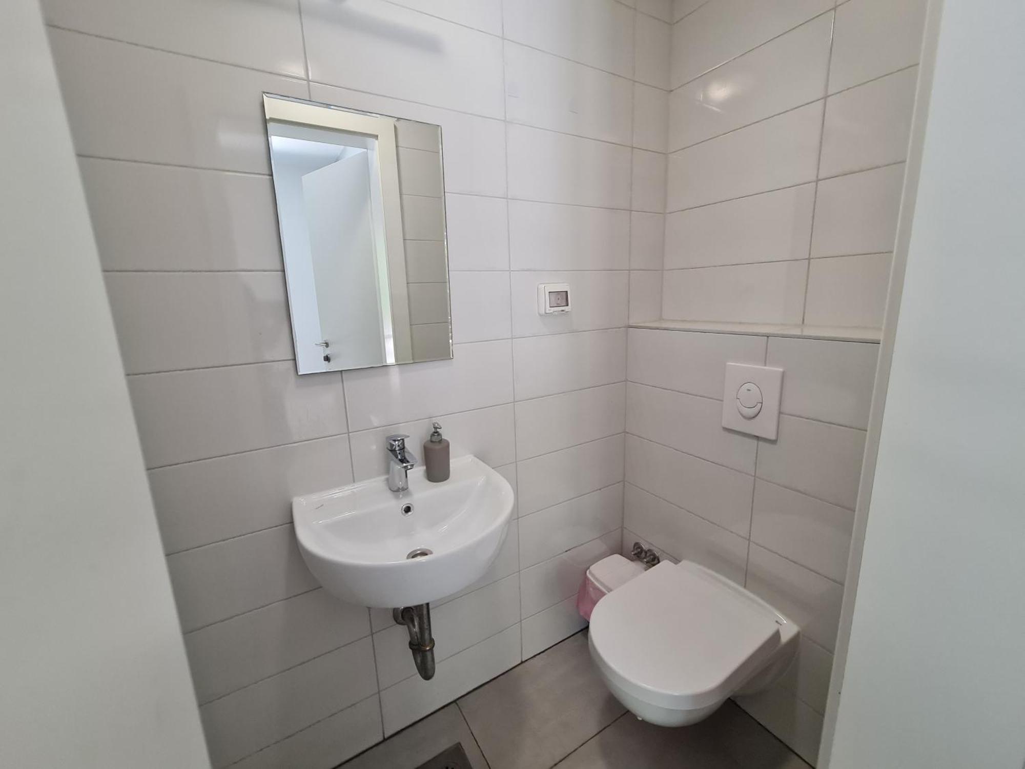 SUBTUB Hostel Makarska Exteriör bild