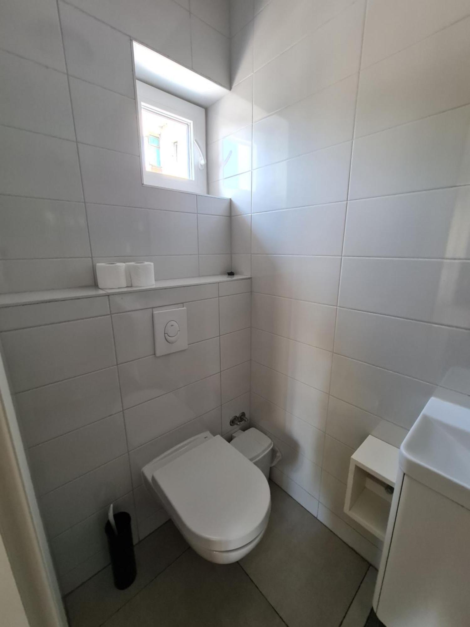 SUBTUB Hostel Makarska Exteriör bild