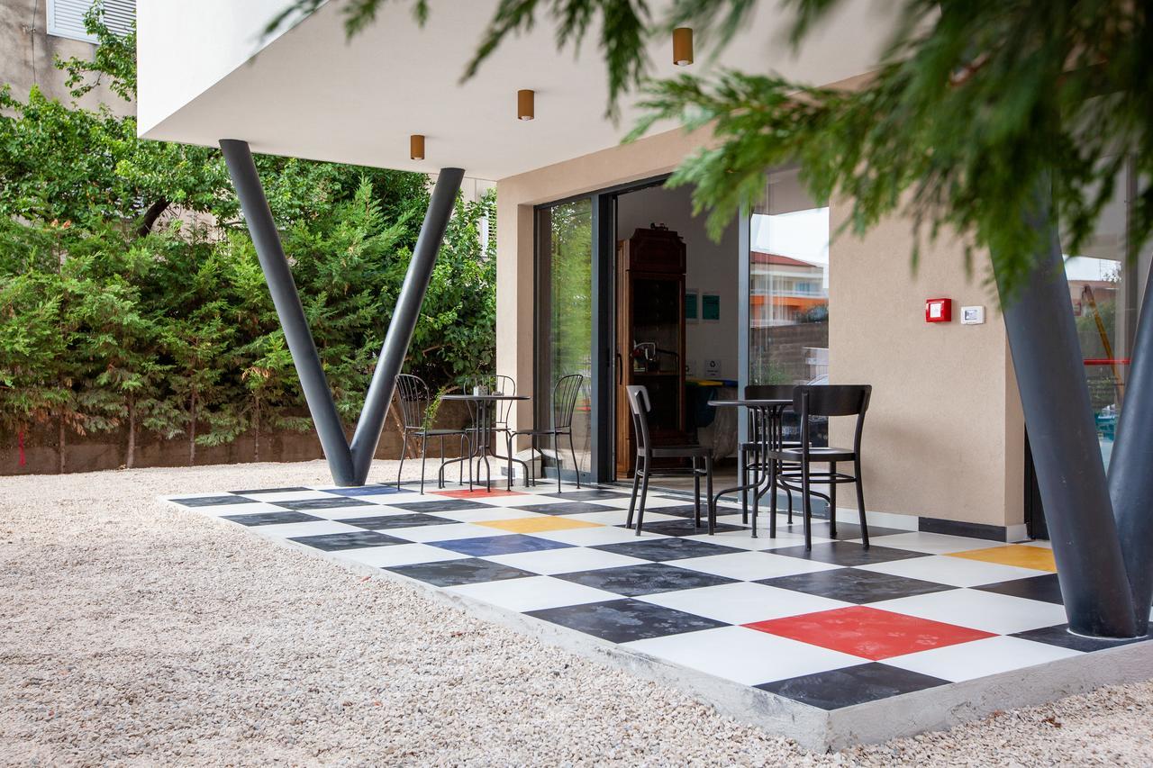 SUBTUB Hostel Makarska Exteriör bild